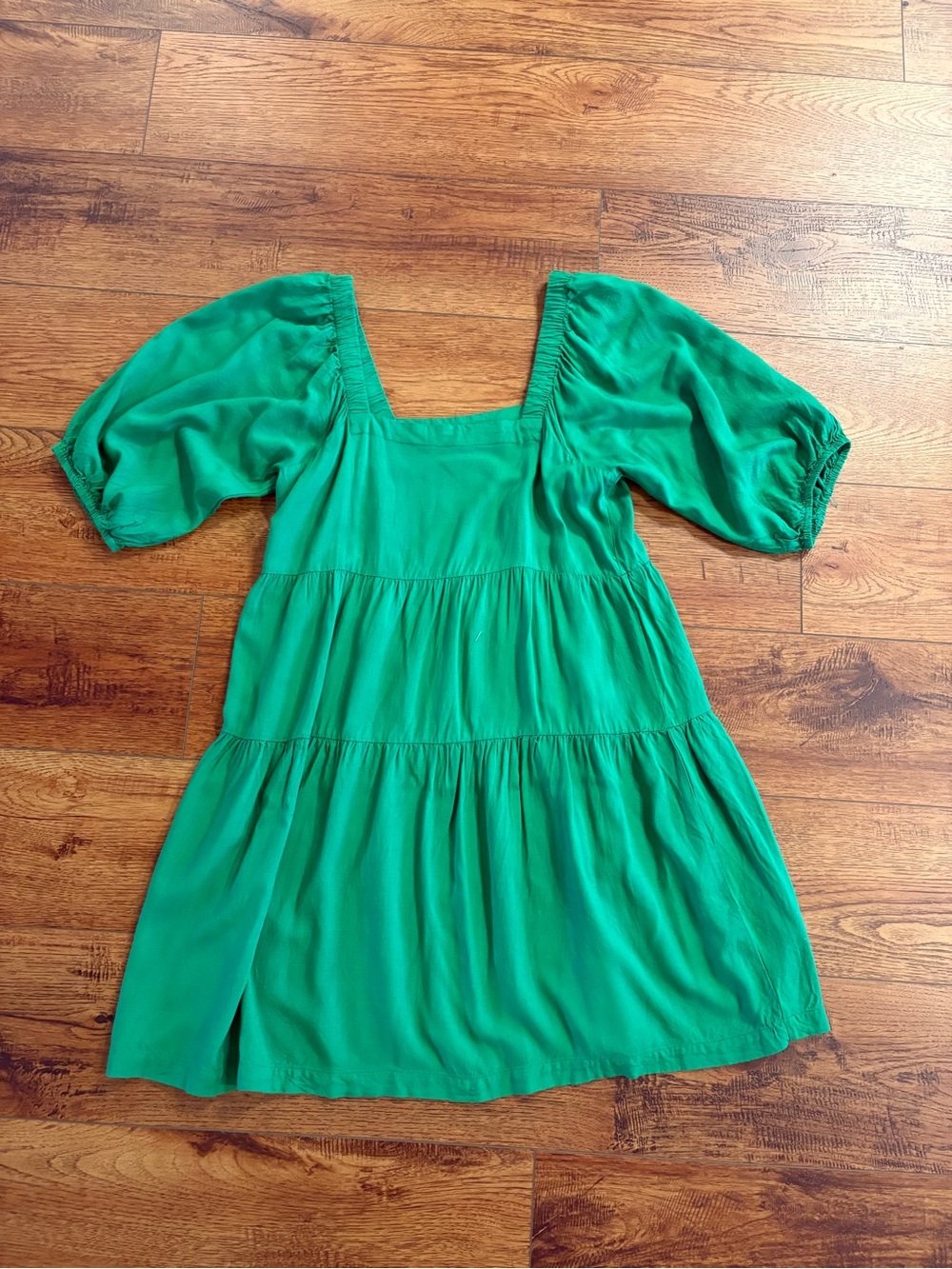 Beyond Words Green Tiered Puff Sleeve Mini Dress Rayon Size M